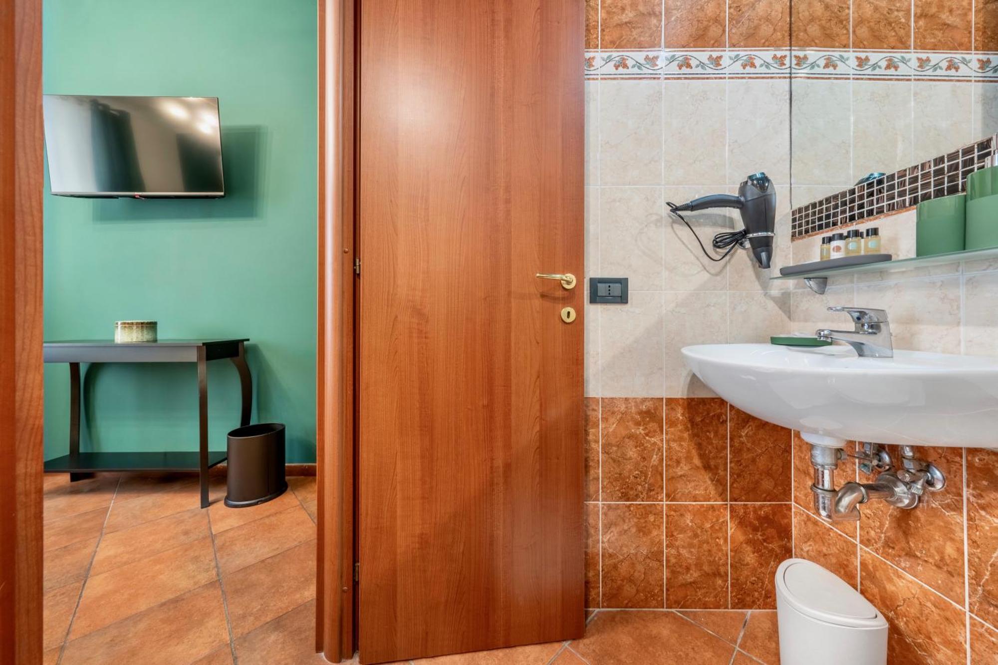 Pensionat Colosseo Relais 2*